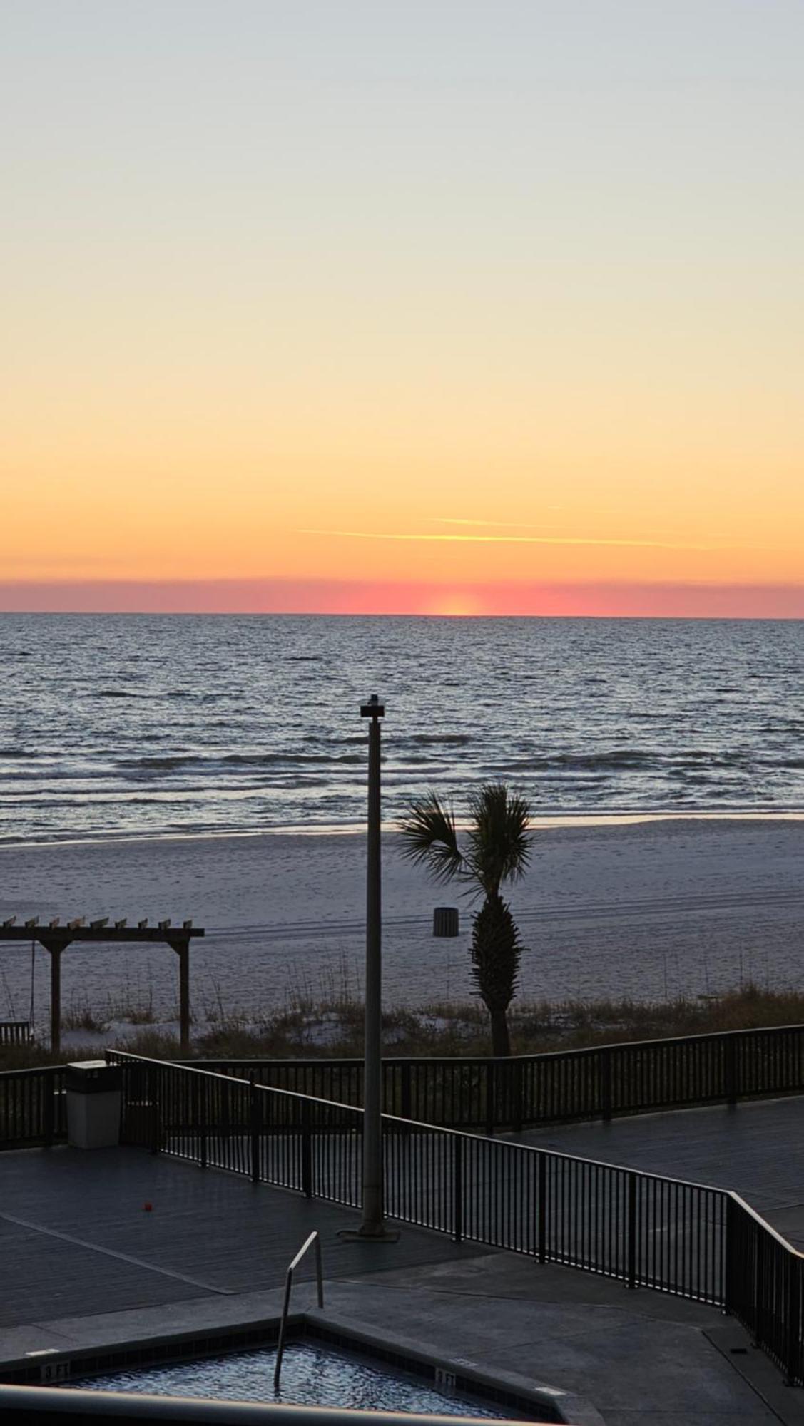 Winter Special! Renovated Resort Condo - On The Beach! Panama City Beach Exterior foto